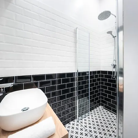 Central 4 Bedrooms Munich *