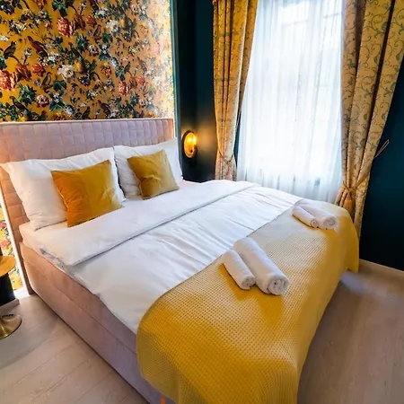 Apartment Central 4 Bedrooms Munich München