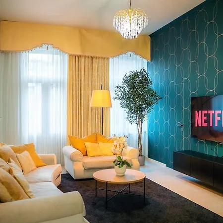 Apartment Central 4 Bedrooms Munich