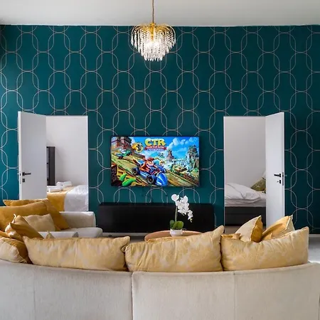 Apartment Central 4 Bedrooms Munich